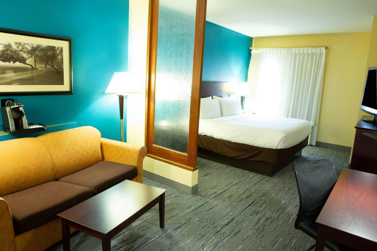 Holiday Inn Express & Suites Harrisburg West Mechanicsburg Exterior foto