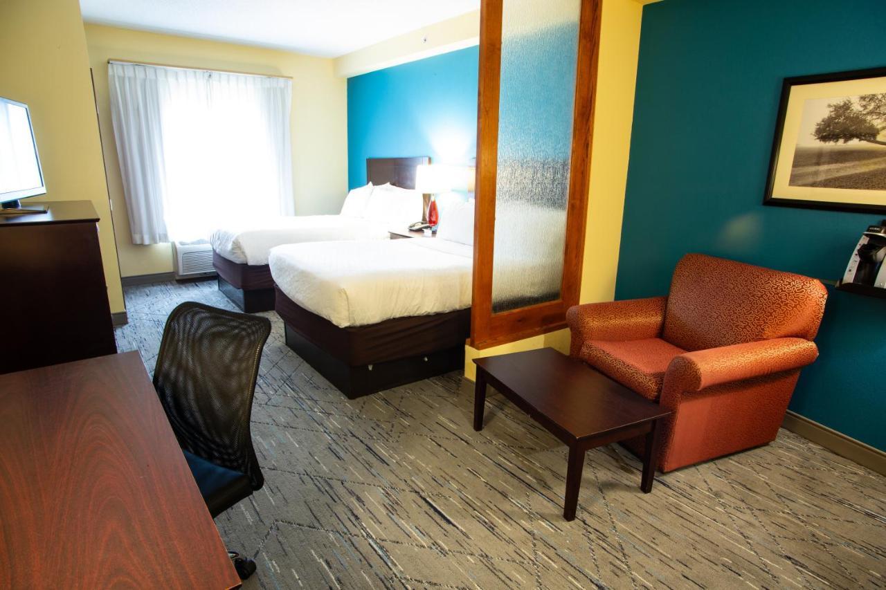 Holiday Inn Express & Suites Harrisburg West Mechanicsburg Exterior foto