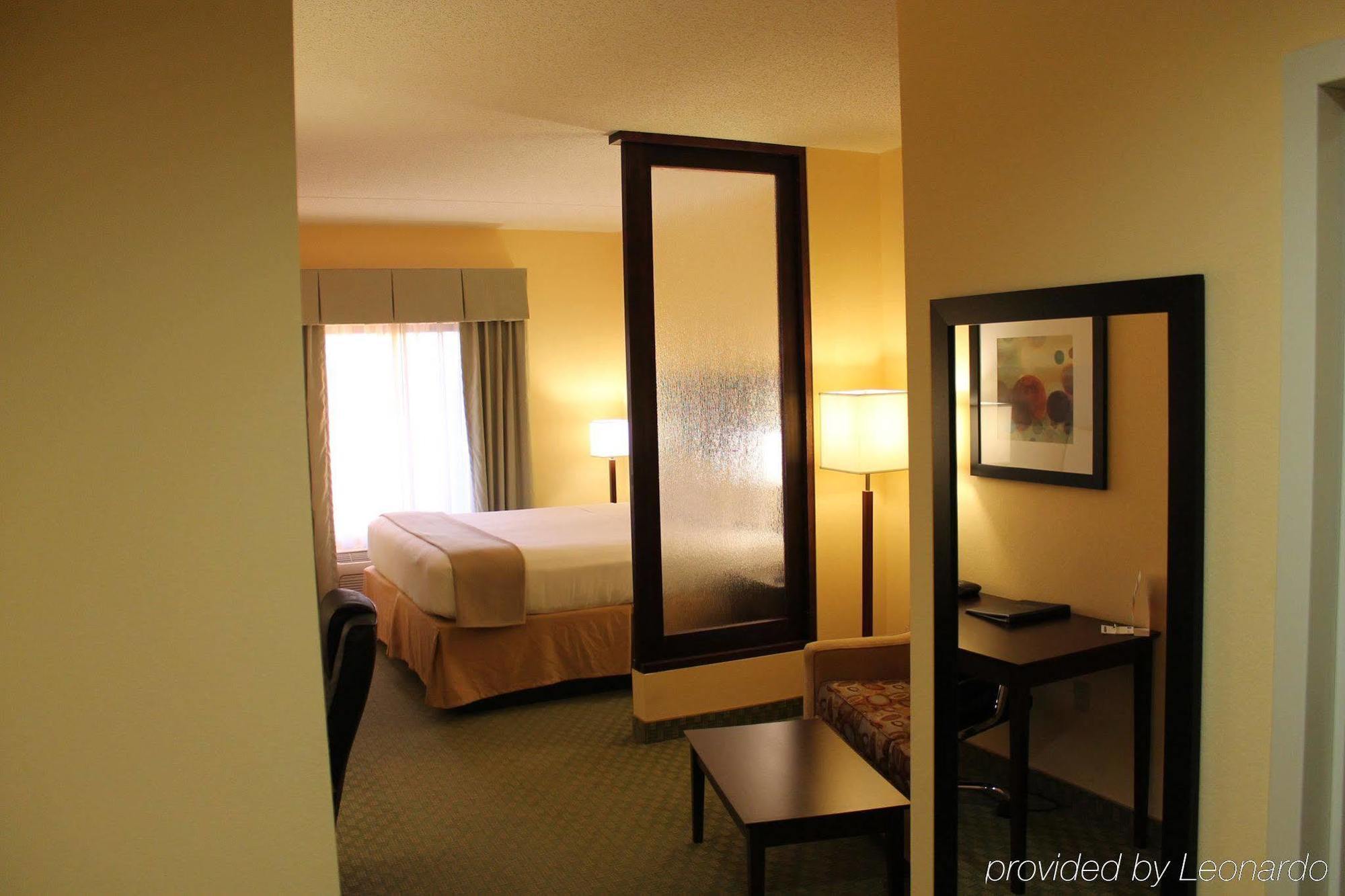 Holiday Inn Express & Suites Harrisburg West Mechanicsburg Exterior foto