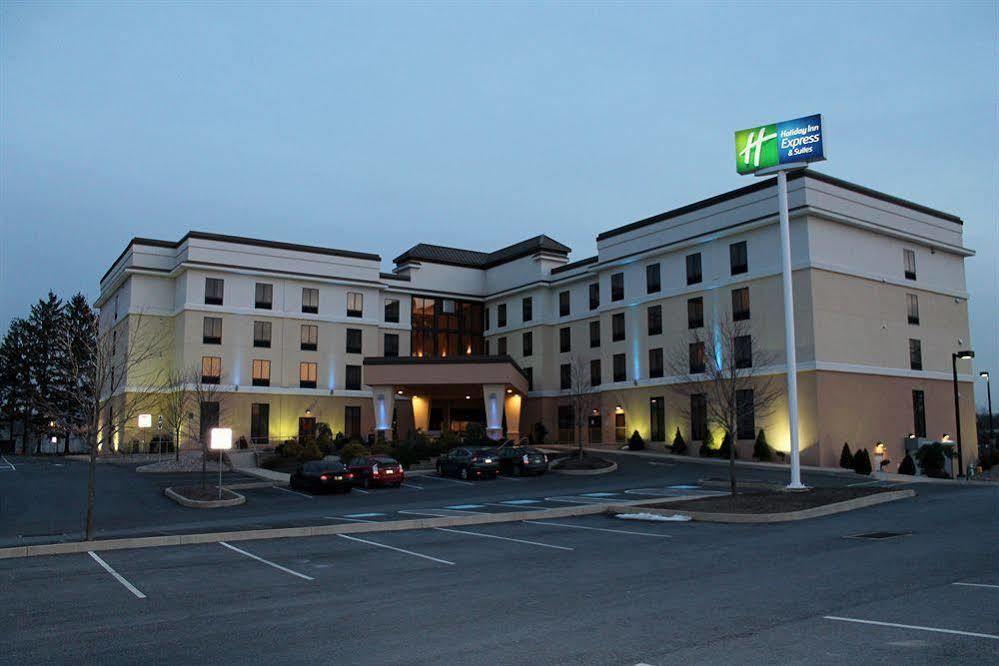 Holiday Inn Express & Suites Harrisburg West Mechanicsburg Exterior foto